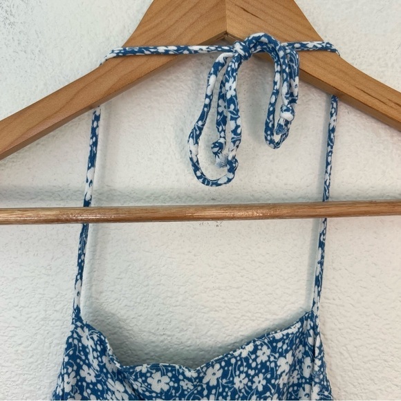 Reformation Tasha Dress in Azzurro 10 - Picture 12 of 16